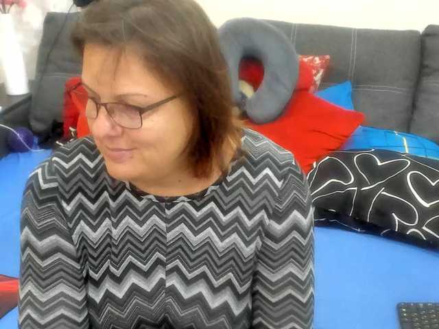 KyliePage1
