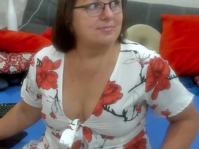 KyliePage1