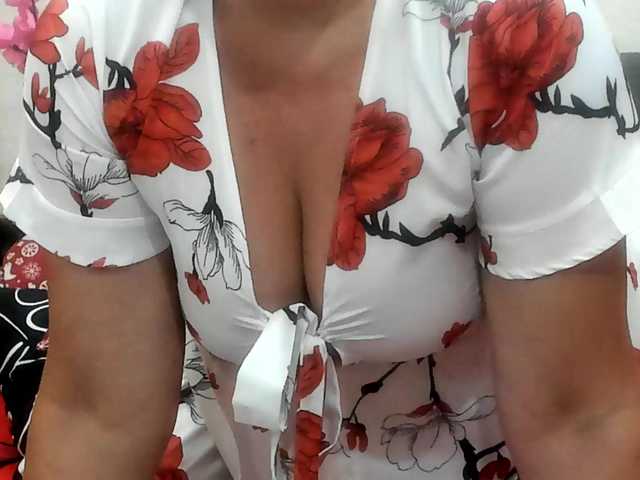 KyliePage1