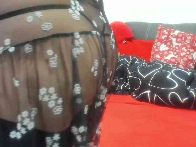 KyliePage1 Live Webcam on BongaCams