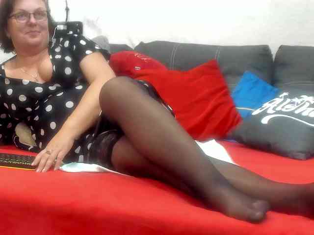 KyliePage1 Sex Cam Show
