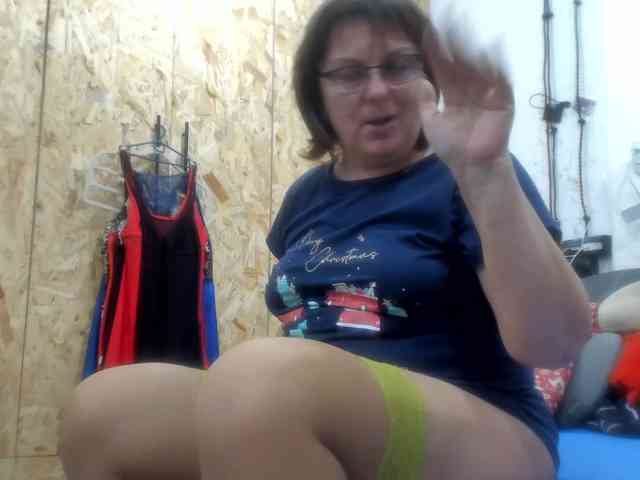 KyliePage1