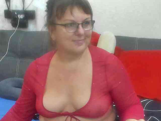 KyliePage1's webcam live show