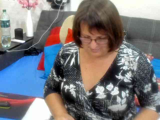 KyliePage1