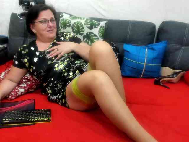 KyliePage1 KyliePage1