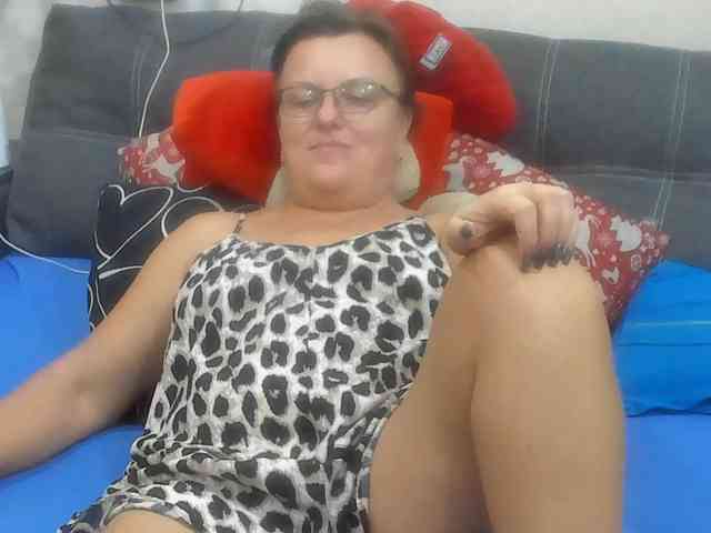KyliePage1 KyliePage1