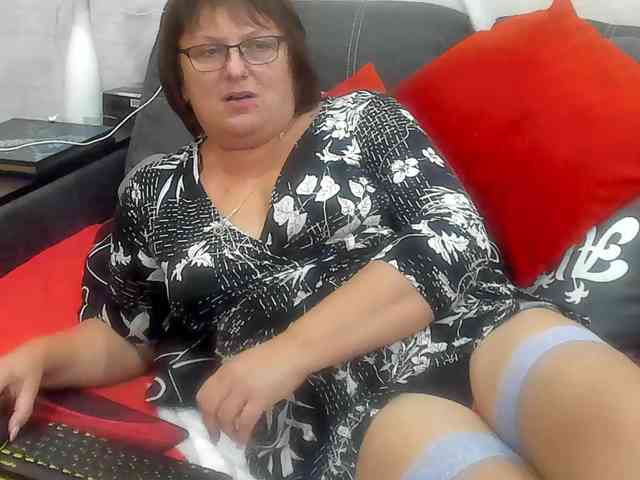 KyliePage1 webcam