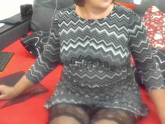 KyliePage1 webcam