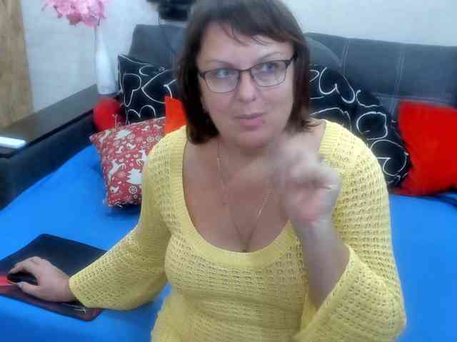 KyliePage1 KyliePage1