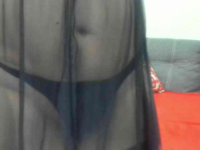 KyliePage1 webcam