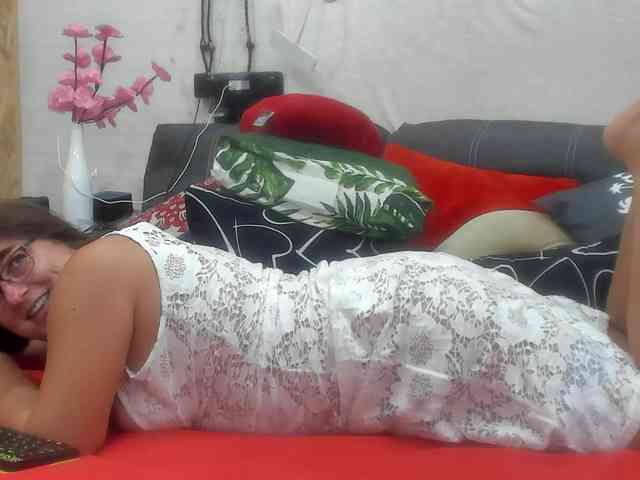 KyliePage1 Sex Cam Show