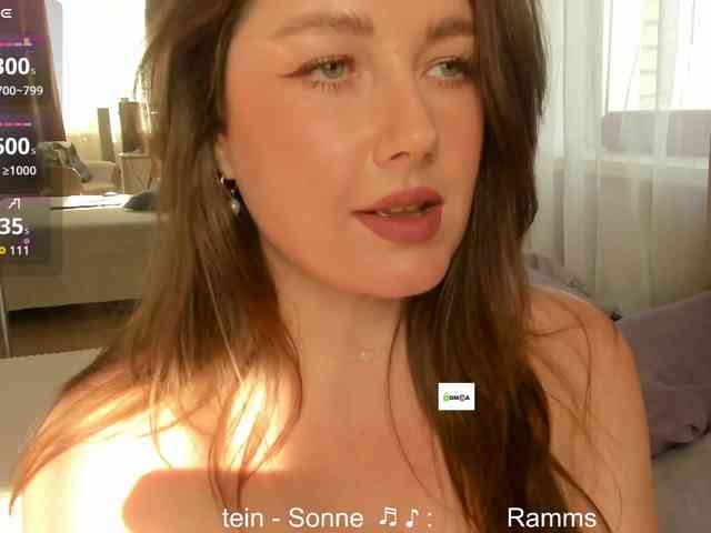 Marsellyna Live Webcam on BongaCams
