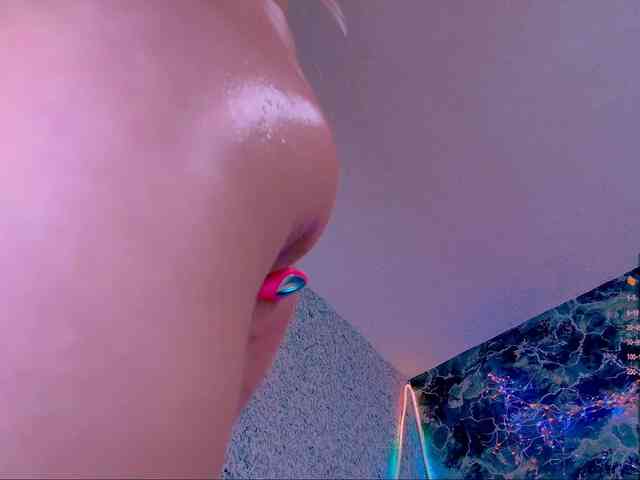 23-Mandarinka Live Webcam on BongaCams