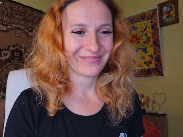 ladybigsmile live cam on BongaCams
