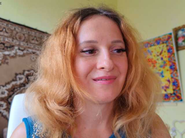 ladybigsmile live cam on BongaCams