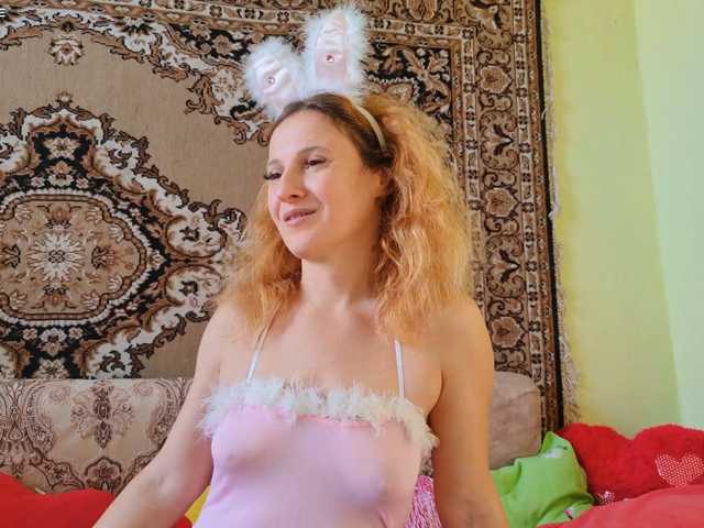 ladybigsmile live cam on BongaCams