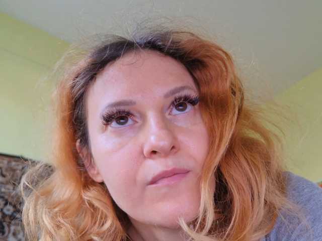 ladybigsmile, live now on BongaCams