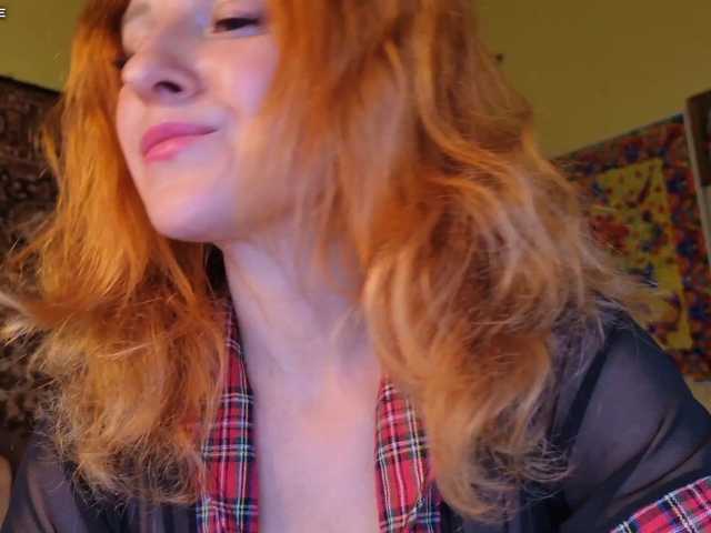 ladybigsmile live cam on BongaCams