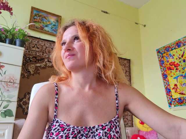 ladybigsmile live cam on BongaCams