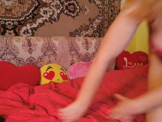 ladybigsmile live cam on BongaCams