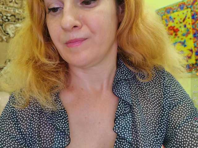 ladybigsmile live cam on BongaCams