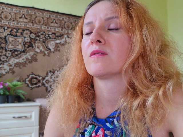 ladybigsmile live cam on BongaCams