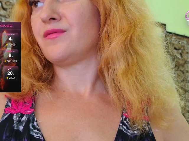 ladybigsmile live cam on BongaCams