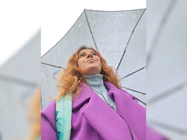 ladybigsmile's BongaCams show and profile