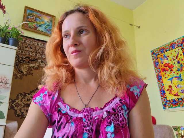 ladybigsmile live cam on BongaCams