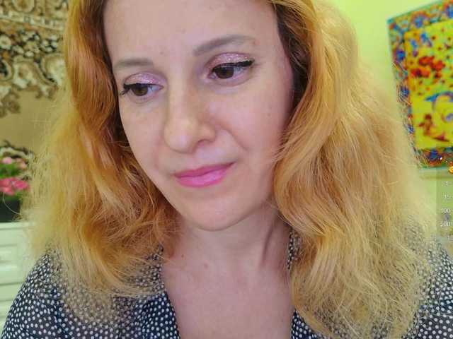 ladybigsmile live cam on BongaCams