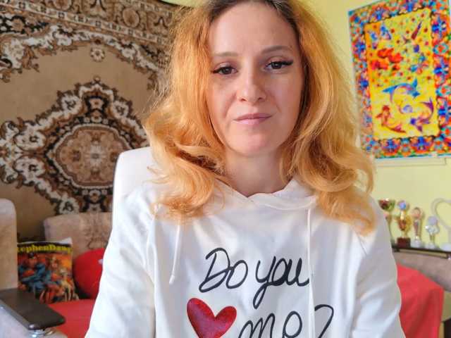 ladybigsmile live cam on BongaCams