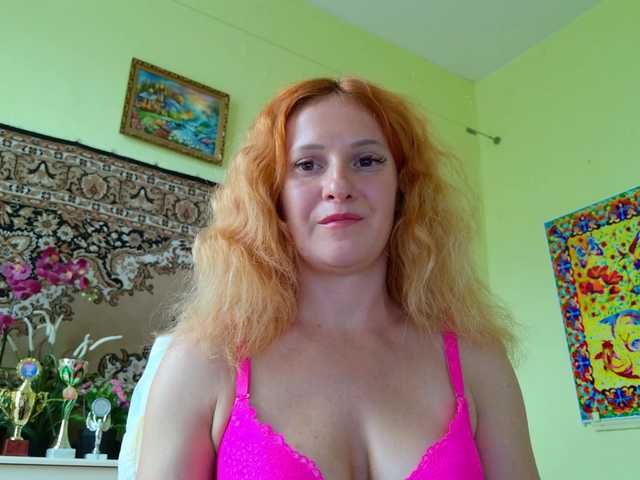 ladybigsmile live cam on BongaCams