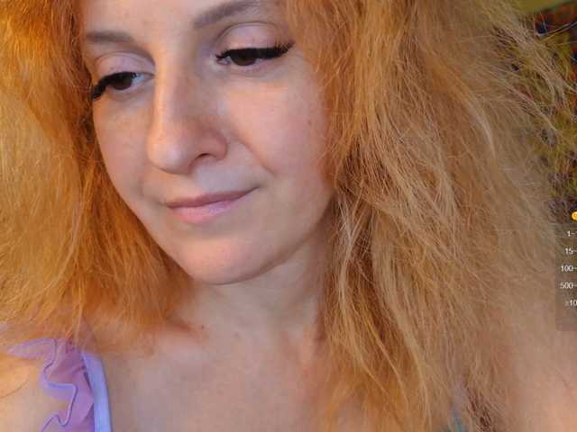 ladybigsmile live cam on BongaCams