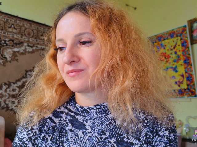 ladybigsmile, en vivo ahora en BongaCams