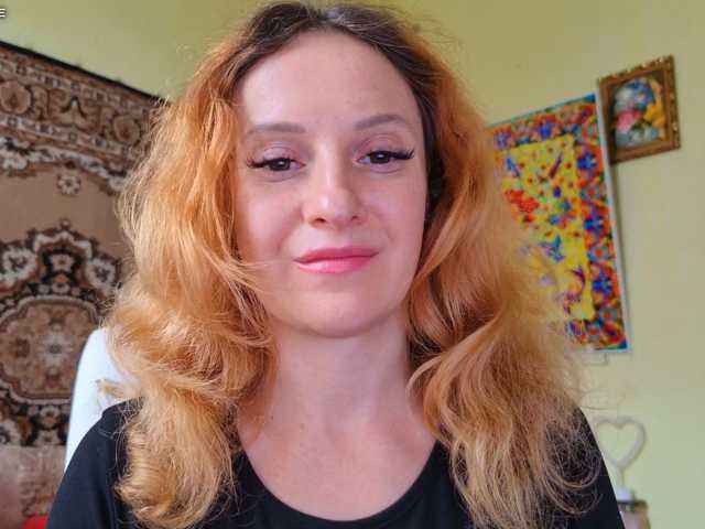 ladybigsmile live cam on BongaCams