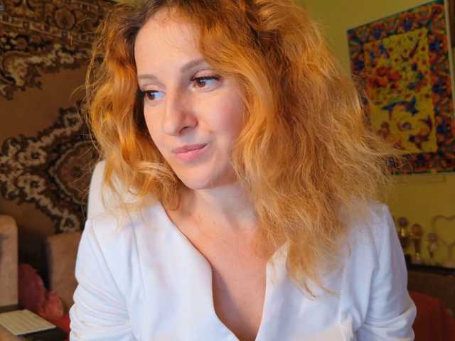 ladybigsmile live cam on BongaCams