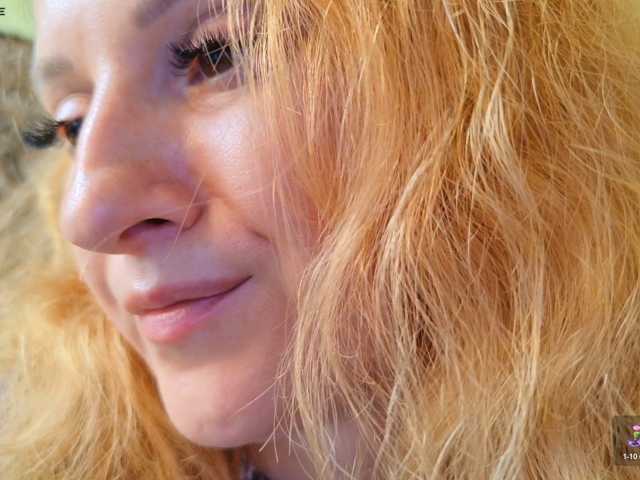 ladybigsmile live cam on BongaCams