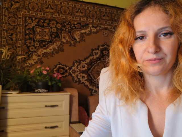 ladybigsmile, live now on BongaCams