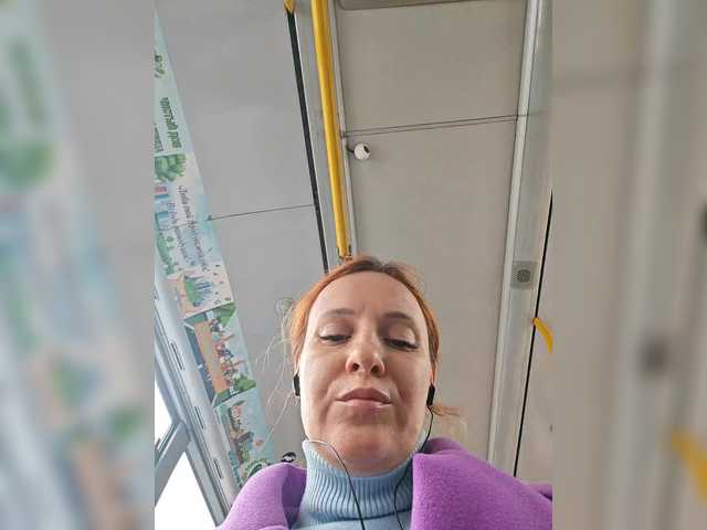 ladybigsmile's BongaCams show and profile