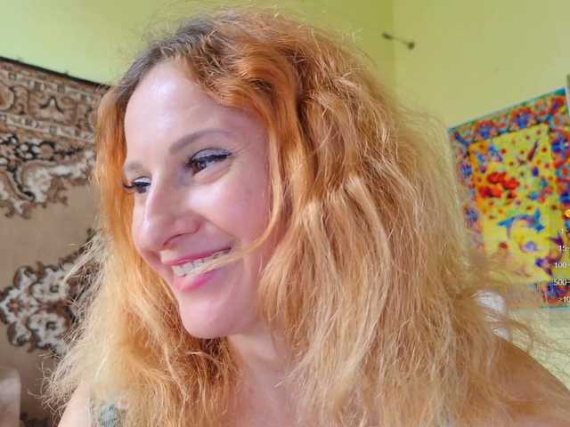 ladybigsmile live cam on BongaCams
