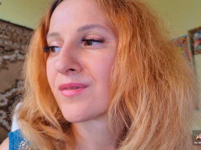 ladybigsmile live cam on BongaCams