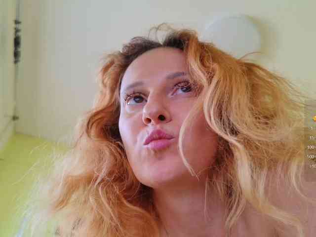 SimaGoldy webcam