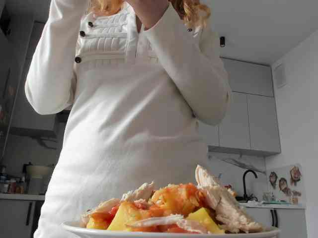 ladybigsmile Live Webcam on BongaCams