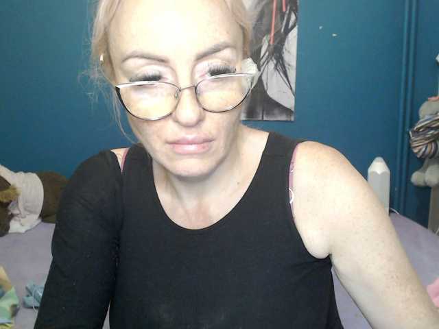 NADINNNE live cam on BongaCams