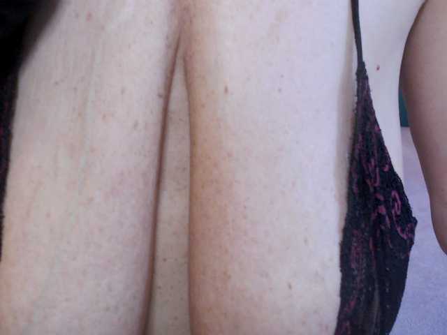 NADINNNE live cam on BongaCams