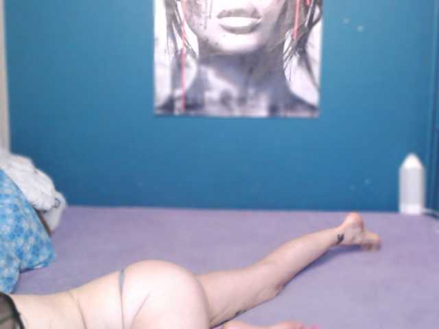 NADINNNE live cam on BongaCams