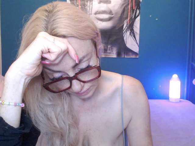 NADINNNE live cam on BongaCams