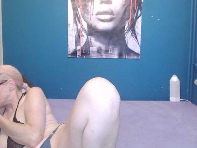 NADINNNE live cam on BongaCams