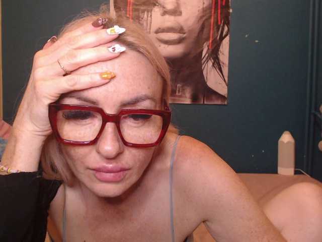 NADINNNE live cam on BongaCams