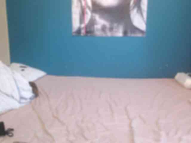 NADINNNE webcam
